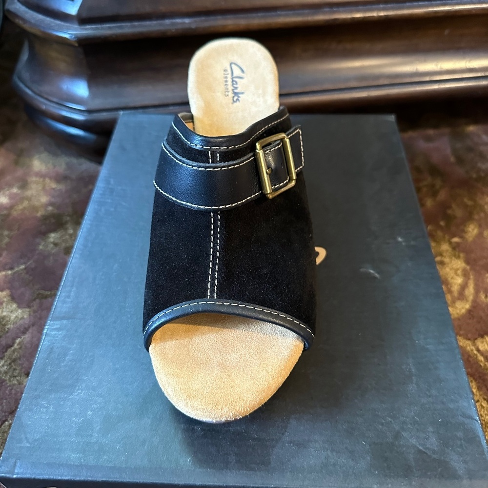 New- Never Worn: Clark’s Harwich Keel Mule